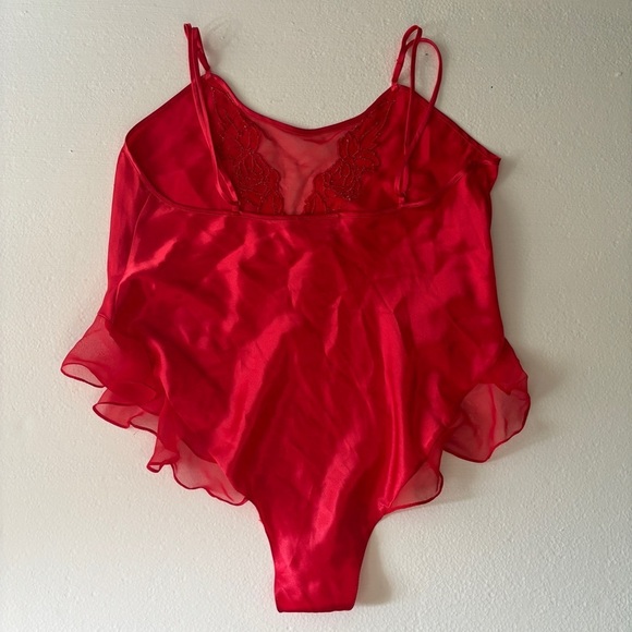 Vintage Linda for La Senza Lingerie Red Lace Floral Frilly Bodysuit Intimates - Picture 8 of 8